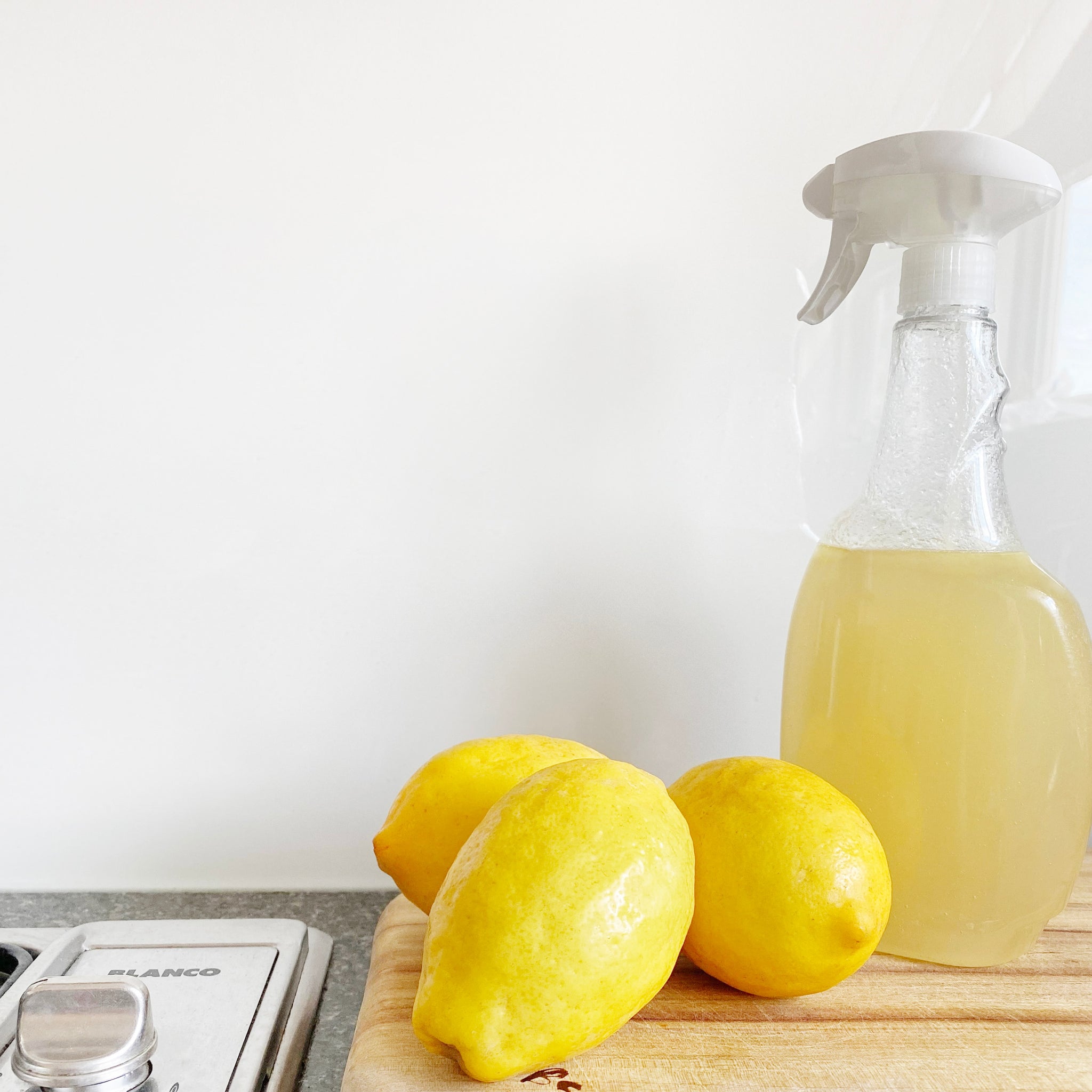 5 Reasons to Switch to Natural Cleaning Products